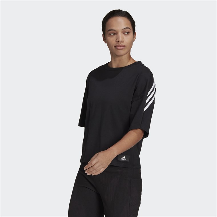 adidas SportsWear Future Icons 3- Stripes Kadın Tişört QO7825