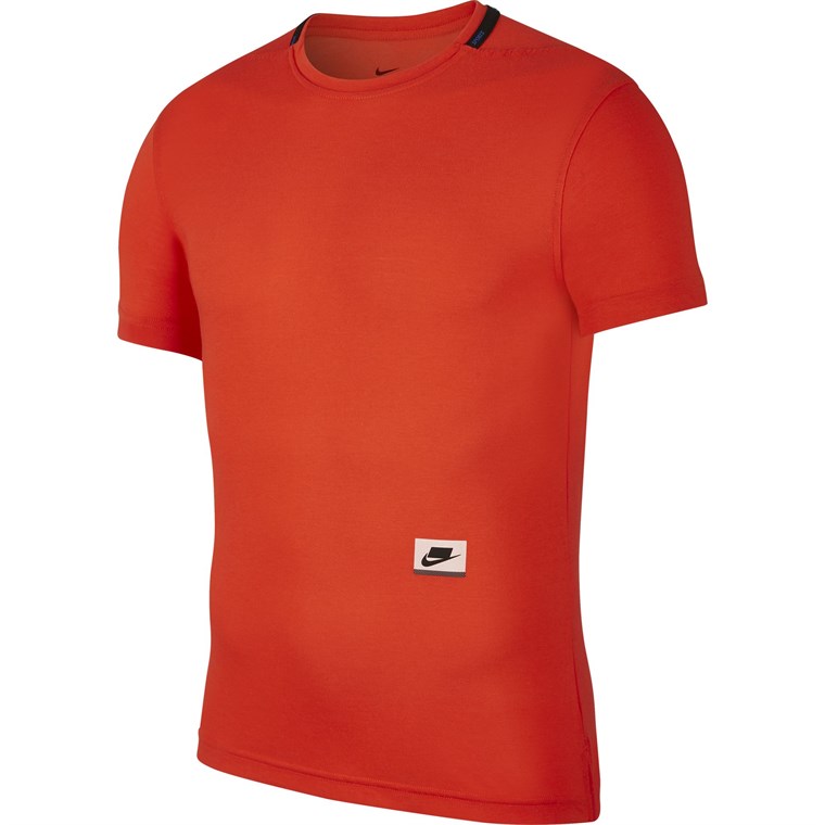 Nike Dri-FIT Kısa Kollu Erkek Tişört