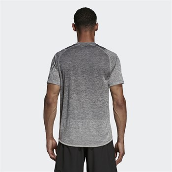 adidas Freelift 360 Gradient Graphic Erkek Tişört