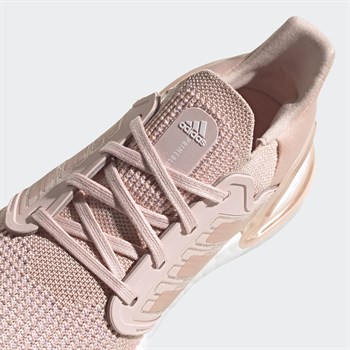 adidas Ultraboost 20 Kadın Koşu Ayakkabısı